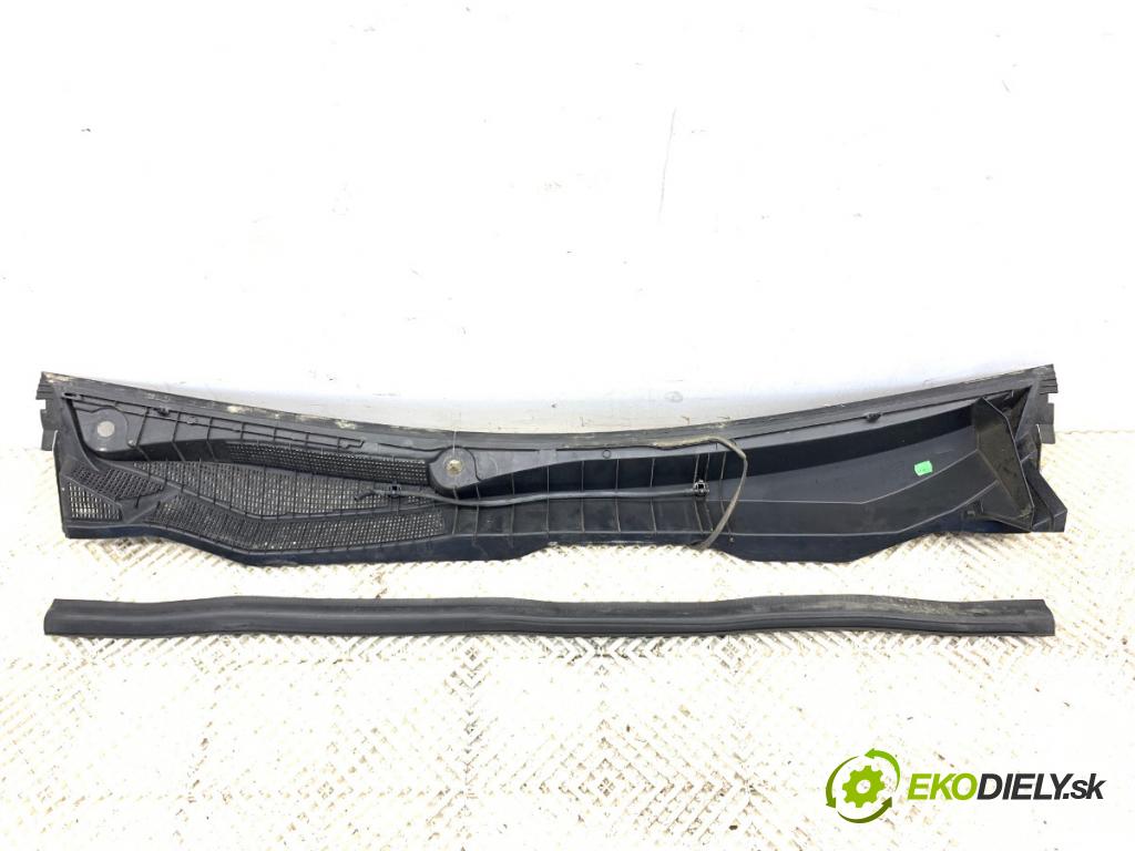 OPEL ASTRA H Kombi 2005 88 kW 1.9 CDTI (L35) 1910 Torpédo, plast pod čelné okno 24463382 (Torpédo (plast pod čelným sklom))