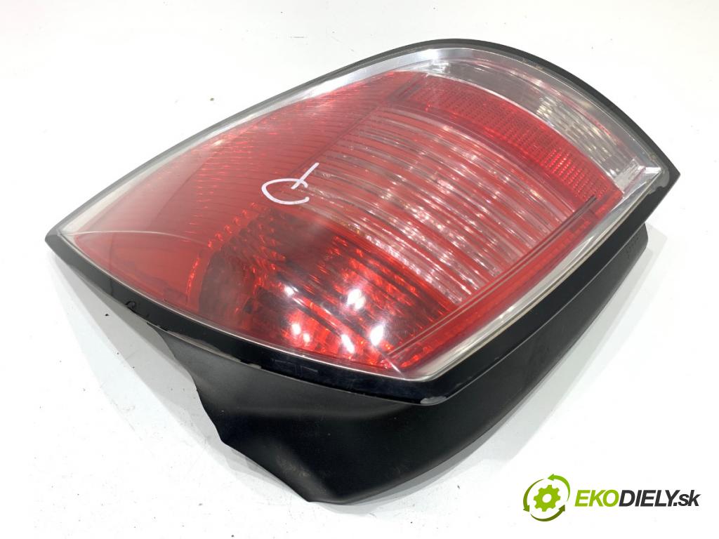 OPEL ASTRA H Kombi 2005 88 kW 1.9 CDTI (L35) 1910 světlo pravý zadní část 24451840