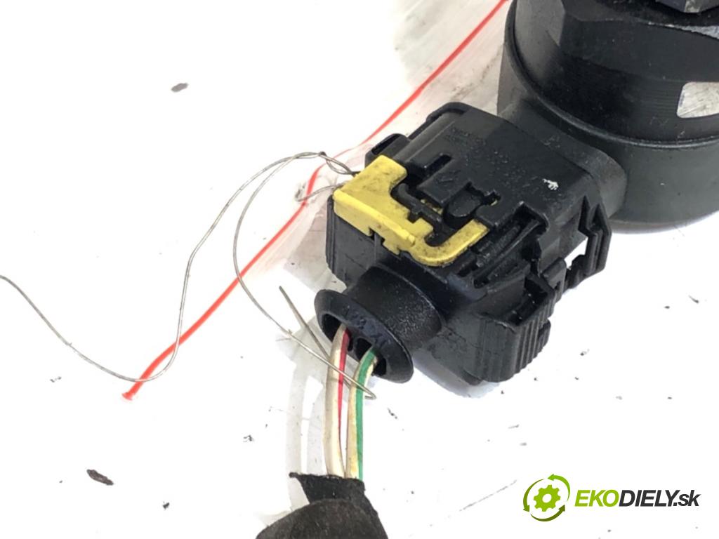 OPEL ASTRA H Kombi 2005 88 kW 1.9 CDTI (L35) 1910 Snímač tlaku paliva 0281002507 (Snímač)