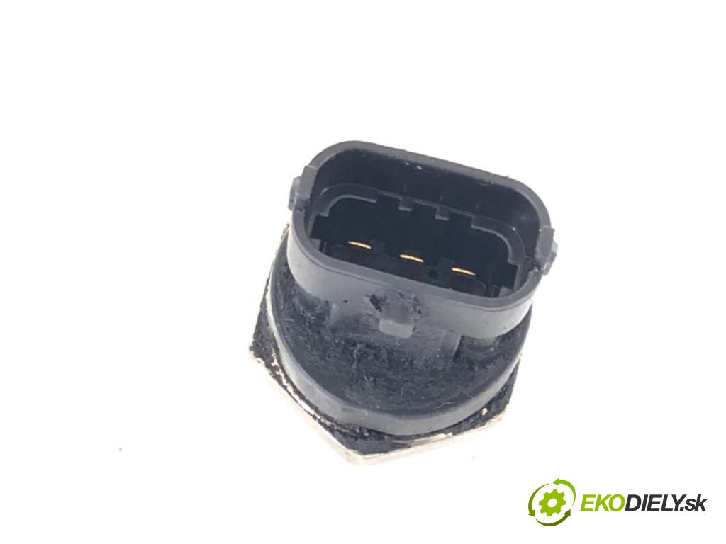 OPEL ASTRA H Kombi 2005 88 kW 1.9 CDTI (L35) 1910 Snímač tlaku paliva 0281002706 (Snímač)