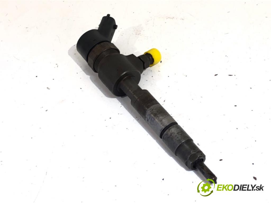 OPEL ASTRA H Kombi 2005 88 kW 1.9 CDTI (L35) 1910 vstrekovač 0445110165 (Vstrekovač paliva)