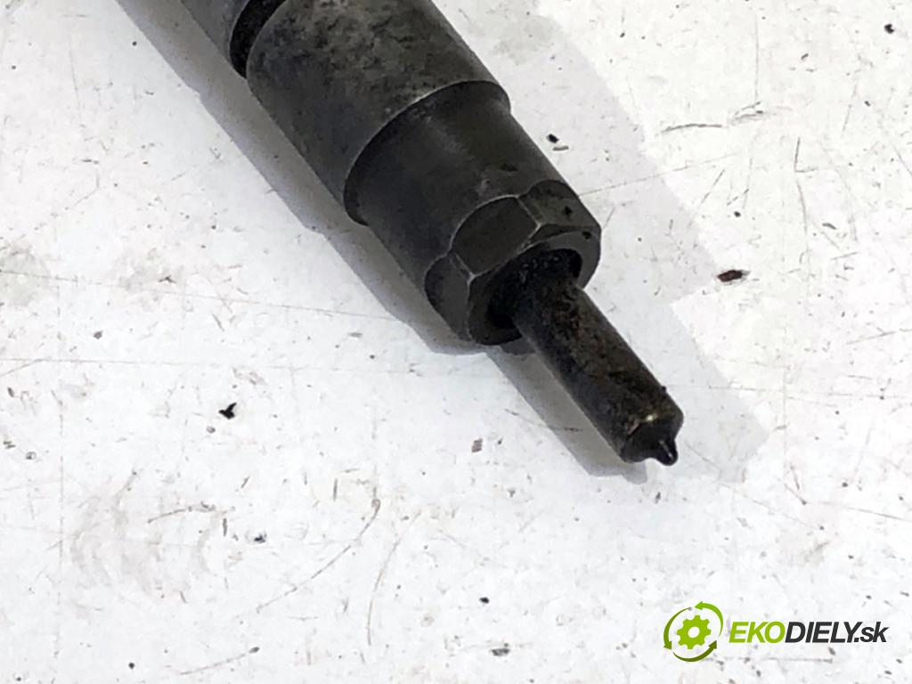 OPEL ASTRA H Kombi 2005 88 kW 1.9 CDTI (L35) 1910 vstrekovač 0445110165 (Vstrekovač paliva)