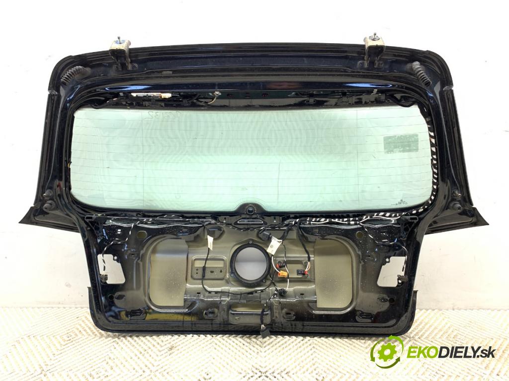 VW GOLF VI liftback 2011 59 kW 1.4 1390 kapota zadní část L041