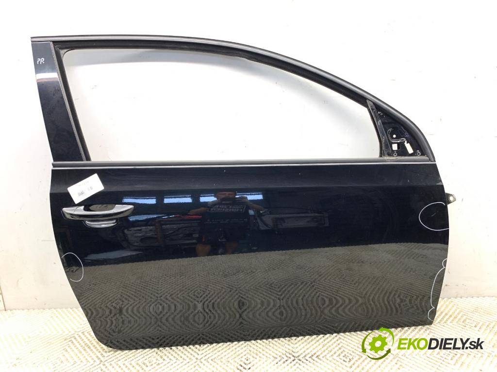 VW GOLF VI liftback 2011 59 kW 1.4 1390 dveře pravý přední část L041