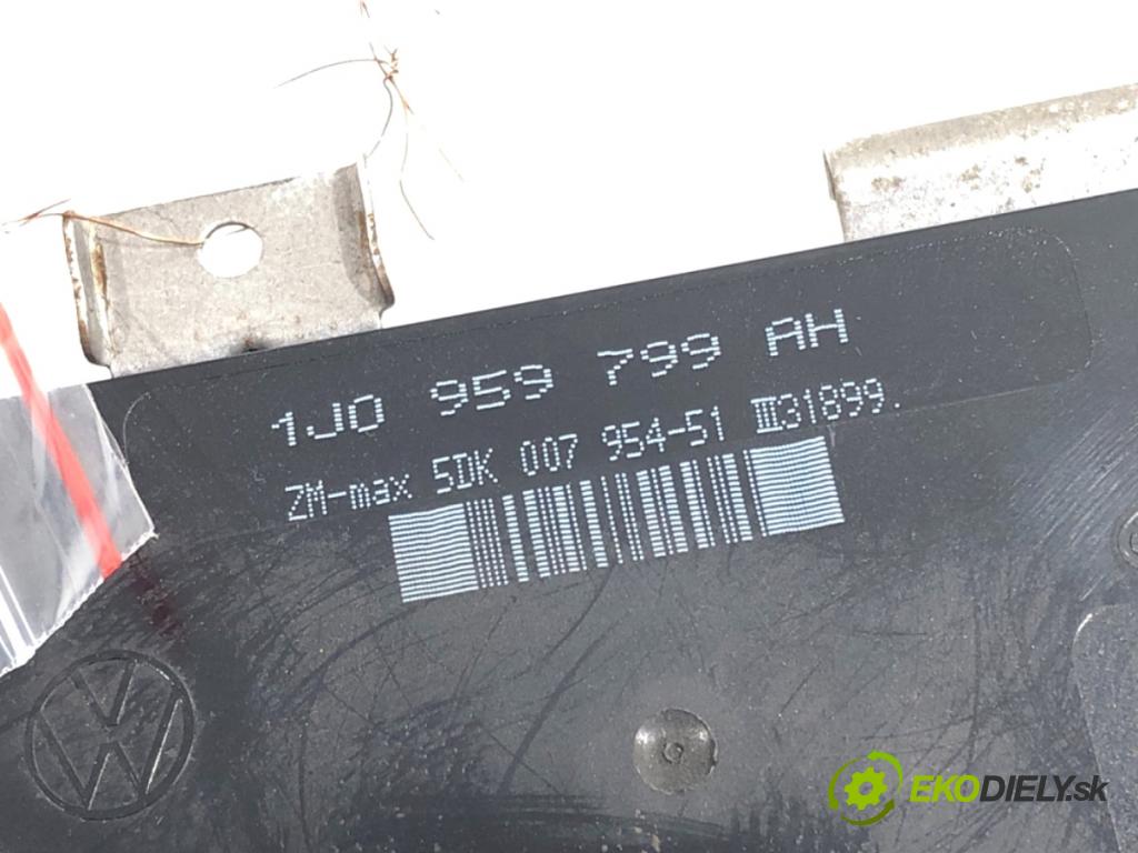 SEAT TOLEDO II sedan 1999 66 kW 1.9 TDI 1896 Modul komfortu 1J0959799AH (Modul komfortu)