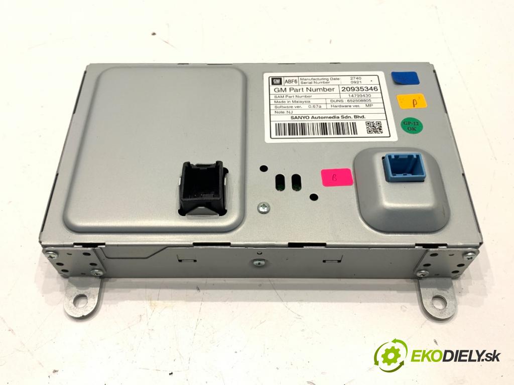 OPEL INSIGNIA A Kombi 2010 81 kW 2.0 CDTI (35) 1956 Dislpej 20935346 (Prístrojová doska)