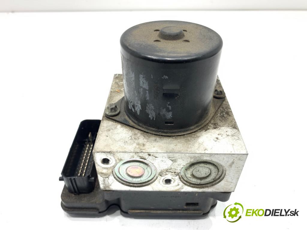 OPEL INSIGNIA A Kombi 2010 81 kW 2.0 CDTI (35) 1956 Pumpa ABS 13332549 (Pumpa ABS)