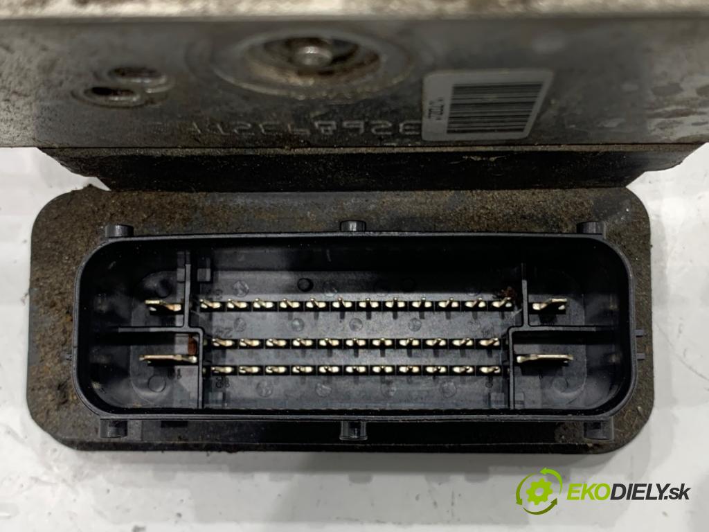 OPEL INSIGNIA A Kombi 2010 81 kW 2.0 CDTI (35) 1956 Pumpa ABS 13332549 (Pumpa ABS)