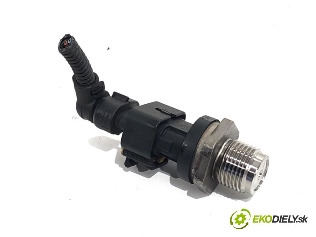 OPEL INSIGNIA A Kombi 2010 81 kW 2.0 CDTI (35) 1956 Snímač tlaku paliva 0281006158 (Snímač)