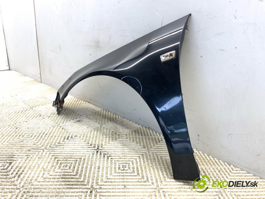 OPEL INSIGNIA A Kombi 2010 81 kW 2.0 CDTI (35) 1956 blatník levý přední část