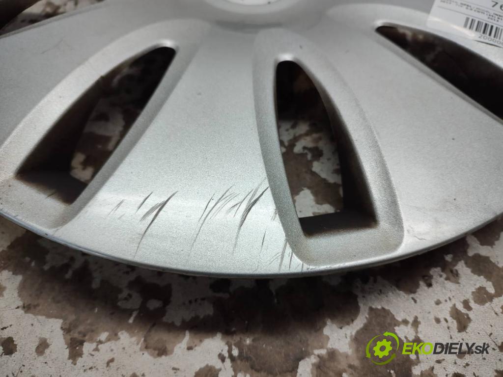 OPEL INSIGNIA A Kombi 2010 81 kW 2.0 CDTI (35) 1956 puklice 17
