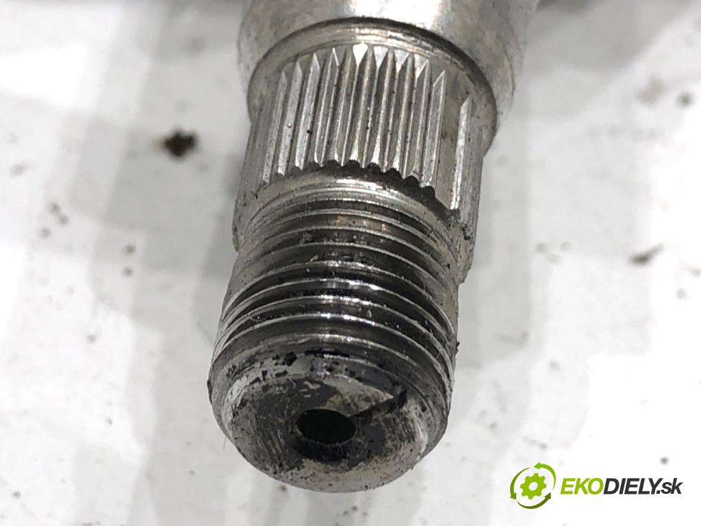 FIAT STILO Kombi 2005 85 kW 1.9 JTD 1910 Pumpa servočerpadlo 0051723101 (Servočerpadlo)