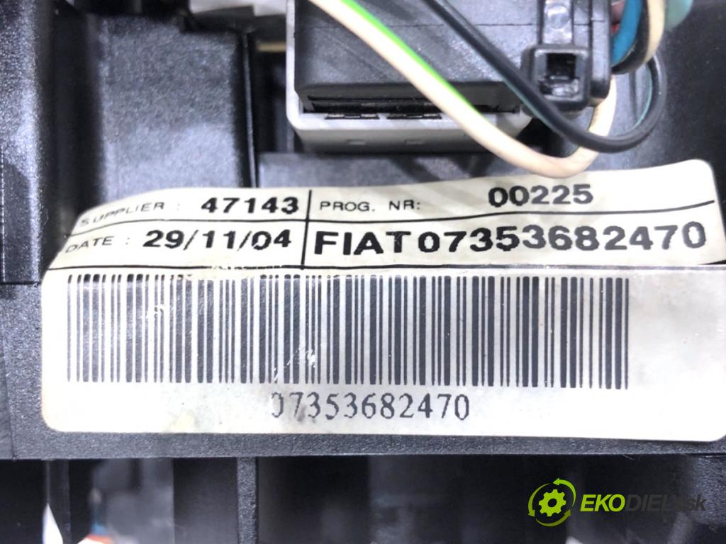 FIAT STILO Kombi 2005 85 kW 1.9 JTD 1910 Prepínač kombinovaný 07353682470 (Prepínacie páčky pod volantom)