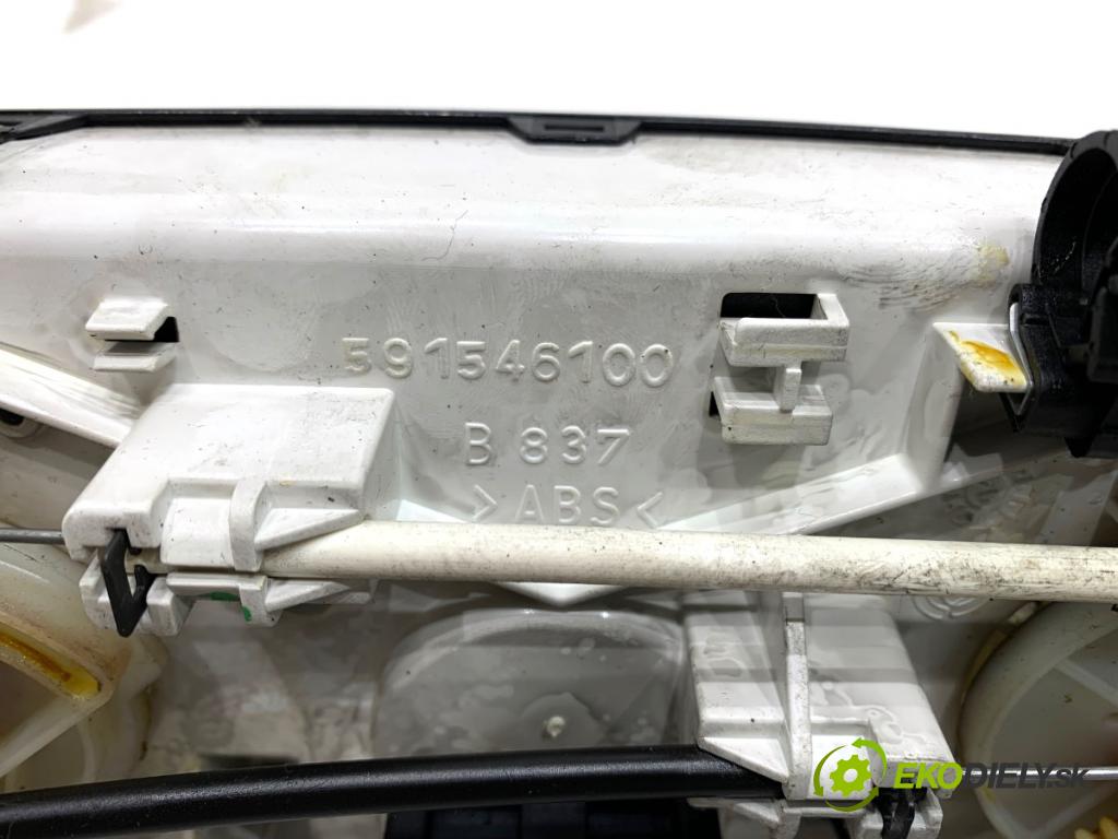 FIAT STILO Kombi 2005 85 kW 1.9 JTD 1910 Panel ovládania kúrenia 591546100 (Prepínacie páčky pod volantom)