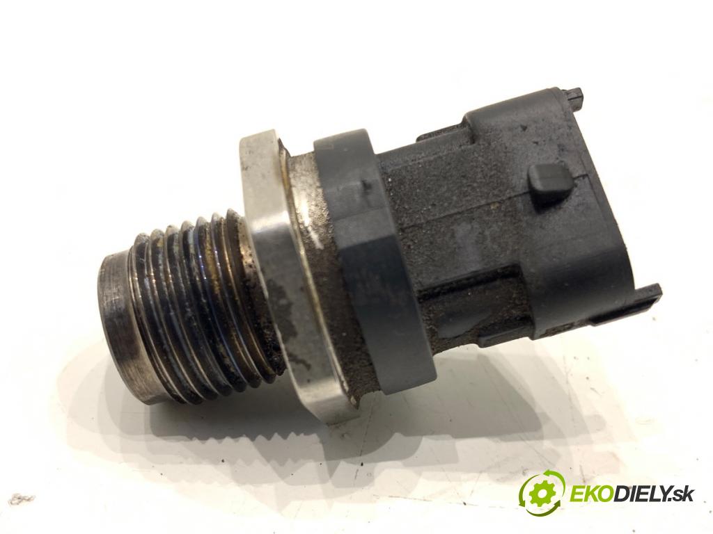 FIAT STILO Kombi 2005 85 kW 1.9 JTD 1910 Snímač tlaku paliva 0281002734 (Snímač)