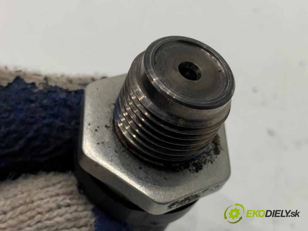 FIAT STILO Kombi 2005 85 kW 1.9 JTD 1910 Snímač tlaku paliva 0281002734 (Snímač)