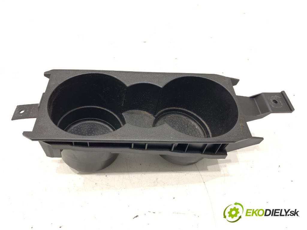 VW GOLF VI liftback 2011 59 kW 1.4 1390 Držiak na nápoje 5K0862531A (Držiak (úchyt) na nápoje)