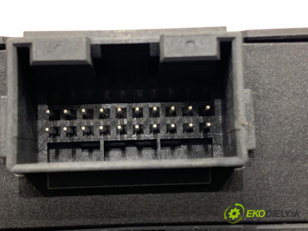VW GOLF VI liftback 2011 59 kW 1.4 1390 modul GATEWAY 7N0907530C
