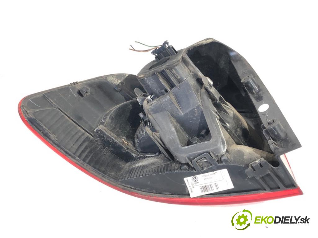 VW GOLF VI liftback 2011 59 kW 1.4 1390 Svetlo pravy zad 5K0945096E