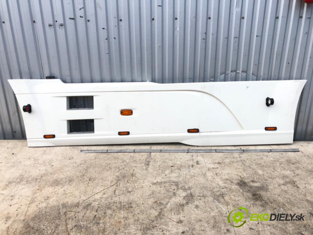 DAF XF Platforma / podwozie 2016 340 kW FA 460 340 kW [462 KM] olej napędowy 2012 - 2022 12900 Clona ľavá strana 1900487