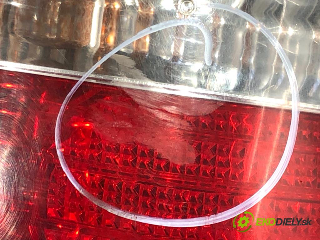 FIAT STILO Kombi 2005 85 kW 1.9 JTD 1910 světlo levý zadní část