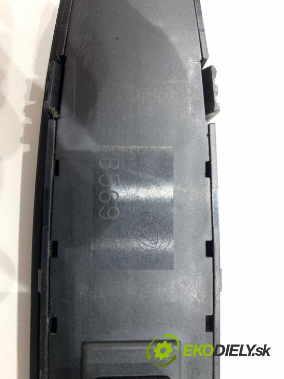 FIAT STILO Kombi 2005 85 kW 1.9 JTD 1910 Prepínač okien  (Prepínacie páčky pod volantom)