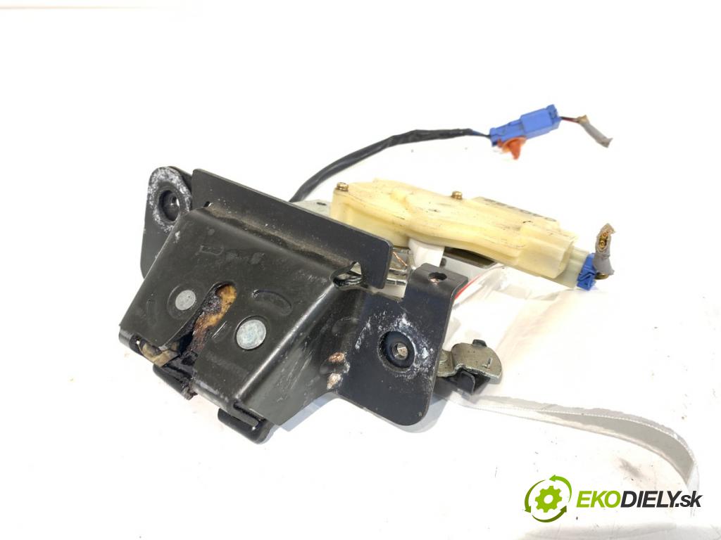 HONDA CIVIC VII liftback 2004 74 kW 1.7 CTDi (EP4) 1686 zámok dveří zadní část 