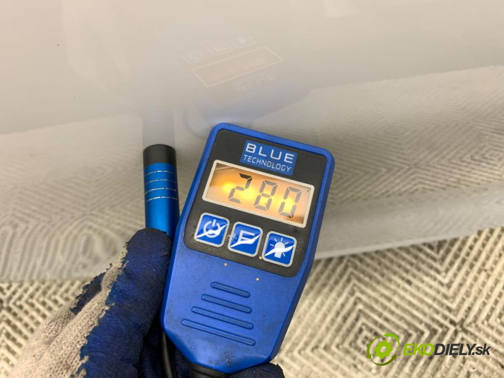 AUDI Q5 FY SUV 2018 140 kW 40 TDI quattro 1968 Dvere pravy zad LY9C LY9C