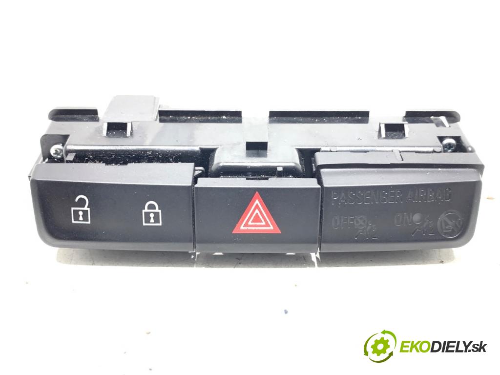 OPEL ZAFIRA C nadwozie wielkoprzestrzenne (MPV) 2013 96 kW 2.0 CDTi (75) 1956 Spínač svetiel výstražných (núdzových) 20934759 (Prepínacie páčky pod volantom)