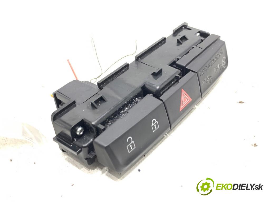 OPEL ZAFIRA C nadwozie wielkoprzestrzenne (MPV) 2013 96 kW 2.0 CDTi (75) 1956 Spínač svetiel výstražných (núdzových) 20934759 (Prepínacie páčky pod volantom)