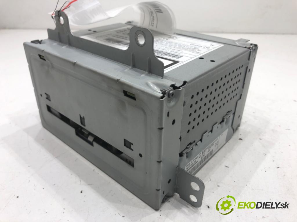 OPEL ZAFIRA C nadwozie wielkoprzestrzenne (MPV) 2013 96 kW 2.0 CDTi (75) 1956 RADIO 23127750 (Audio zariadenie)