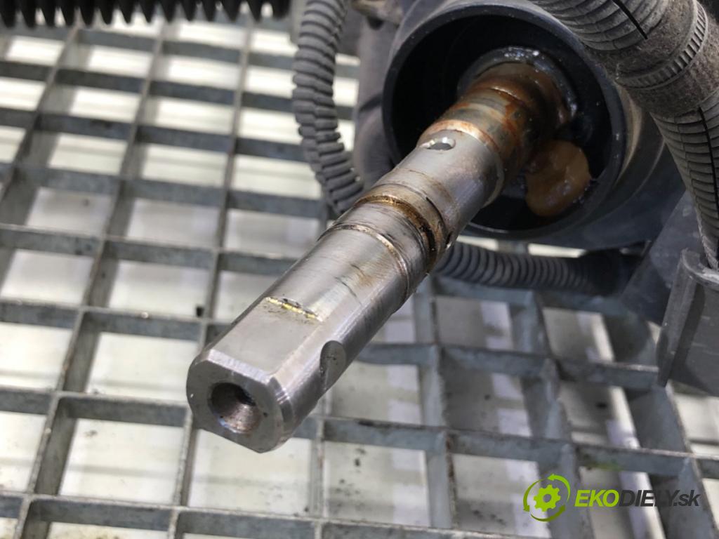 OPEL ZAFIRA C nadwozie wielkoprzestrzenne (MPV) 2013 96 kW 2.0 CDTi (75) 1956 riadenie 7817974104F (Riadenie)