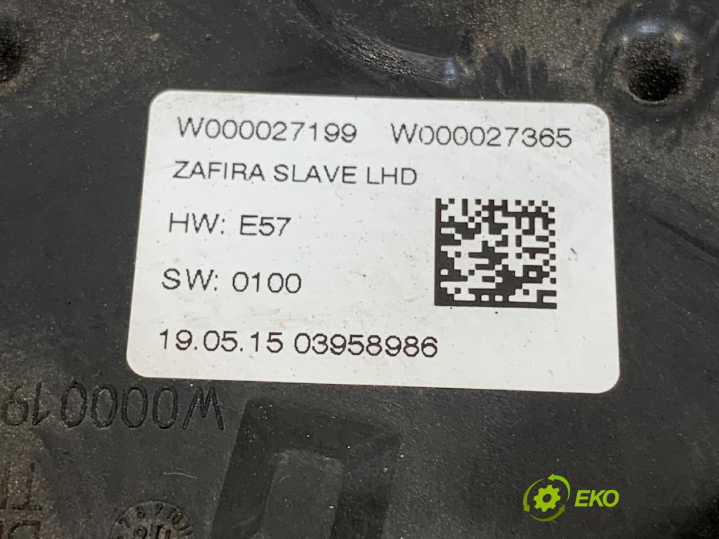 OPEL ZAFIRA C nadwozie wielkoprzestrzenne (MPV) 2013 96 kW 2.0 CDTi (75) 1956 mechanismus stěračů pravý přední část W000027365