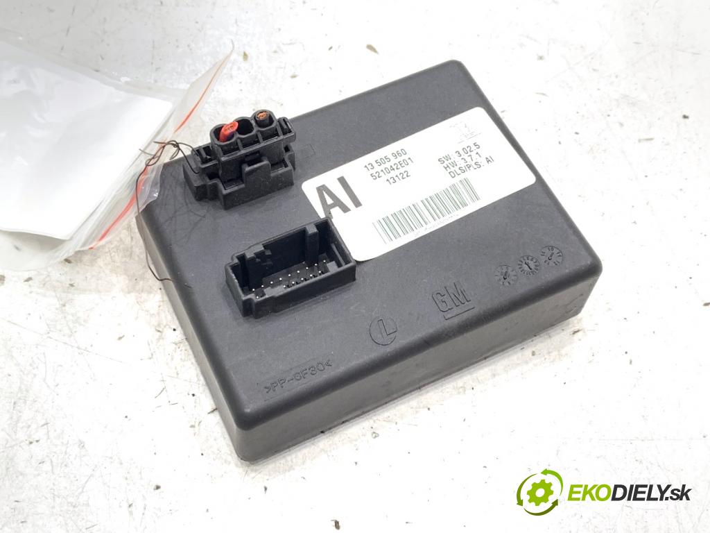 OPEL ZAFIRA C nadwozie wielkoprzestrzenne (MPV) 2013 96 kW 2.0 CDTi (75) 1956 Modul ťažného oka 13505960 (Riadiaca jednotka ostatné)