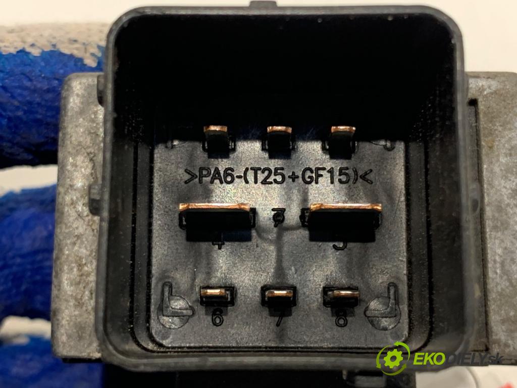 RENAULT MEGANE III liftback 2013 66 kW 1.5 dCi (BZ0C) 1461 relé sviečok žhavenia 8200859243 (Relé)