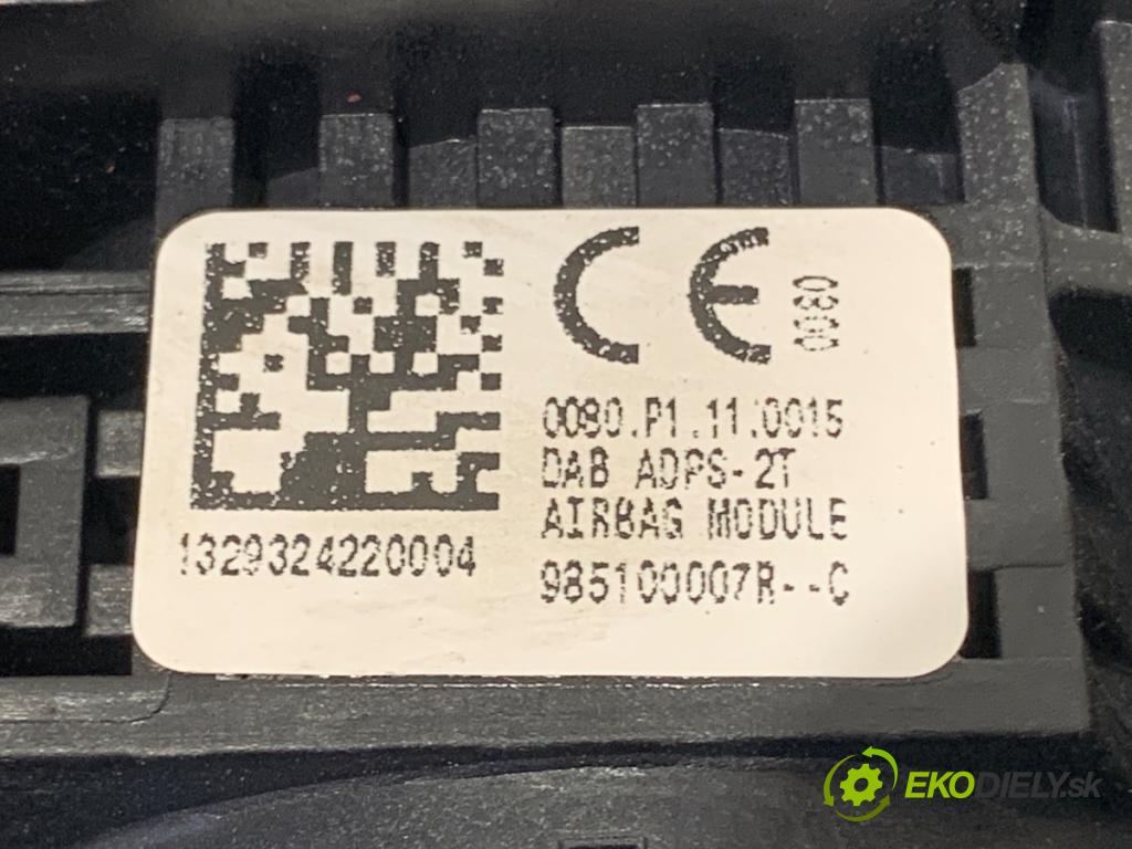 RENAULT MEGANE III liftback 2013 66 kW 1.5 dCi (BZ0C) 1461 AirBag volantu 985100007R (Airbag)