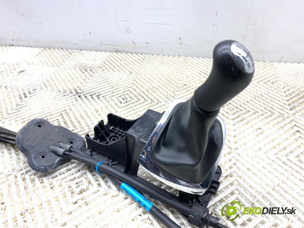 RENAULT MEGANE III liftback 2013 66 kW 1.5 dCi (BZ0C) 1461 Kulisa 8200779125G (Rýchlostná páka (kulisa))