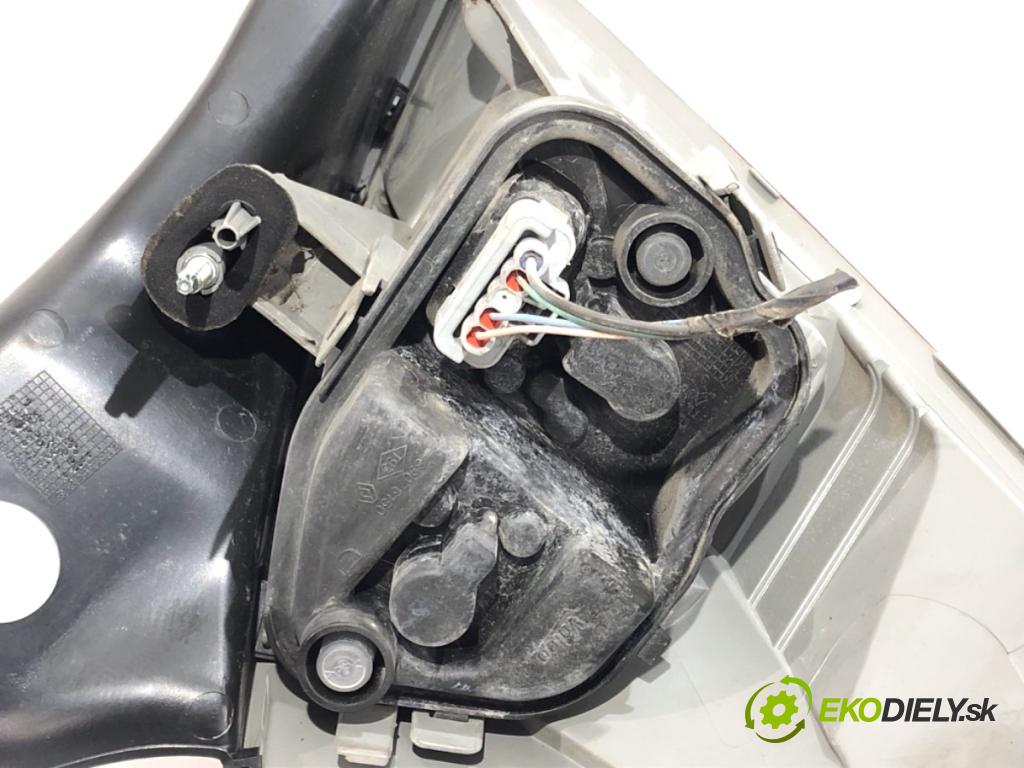 RENAULT MEGANE III liftback 2013 66 kW 1.5 dCi (BZ0C) 1461 světlo pravý zadní část 265500007R
