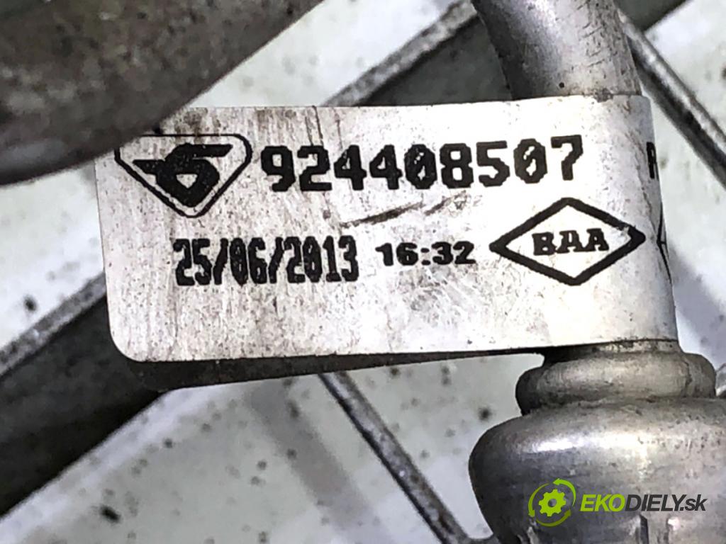RENAULT MEGANE III liftback 2013 66 kW 1.5 dCi (BZ0C) 1461 rúrka klimatizácie 924408507 (Rúrka klimatizácie)