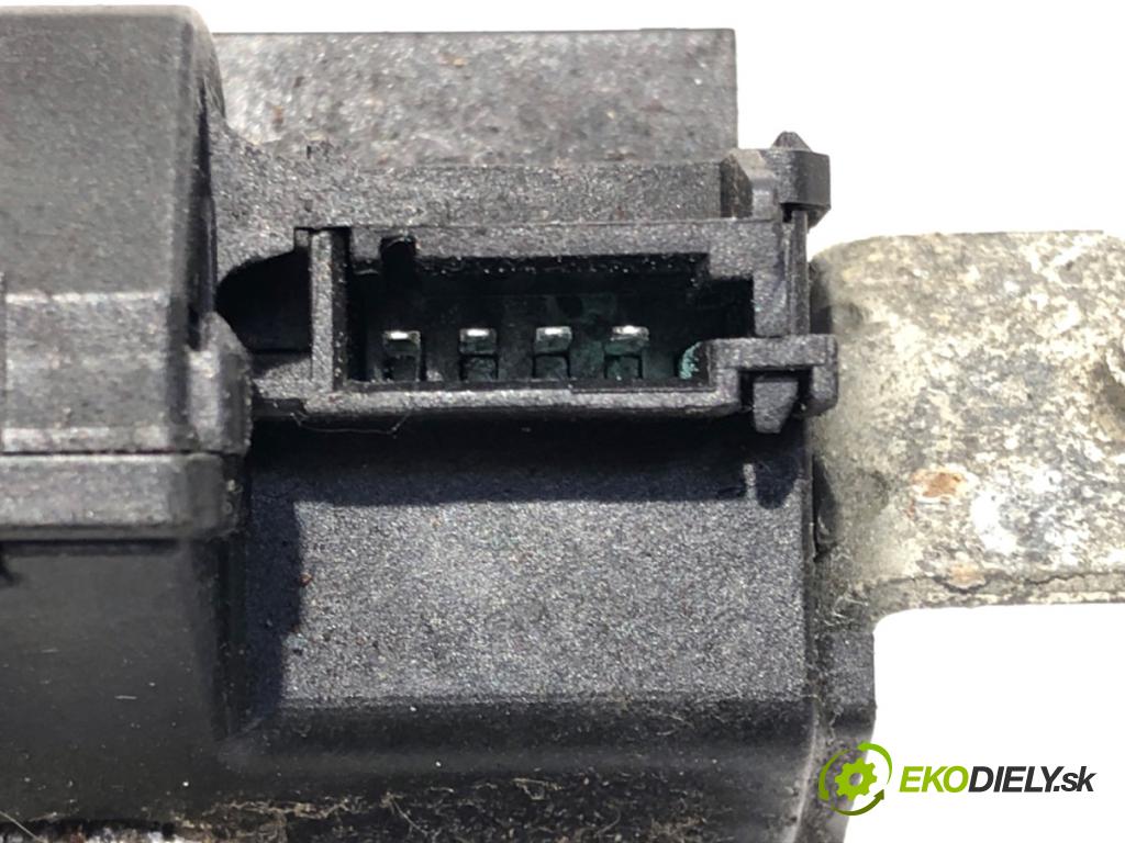 FIAT GRANDE PUNTO liftback 2009 57 kW 1.4 (199AXB11, 199AXB1A, 199BXB1A, 199AXL1A) 1368 zámok dveří zadní část 55701971