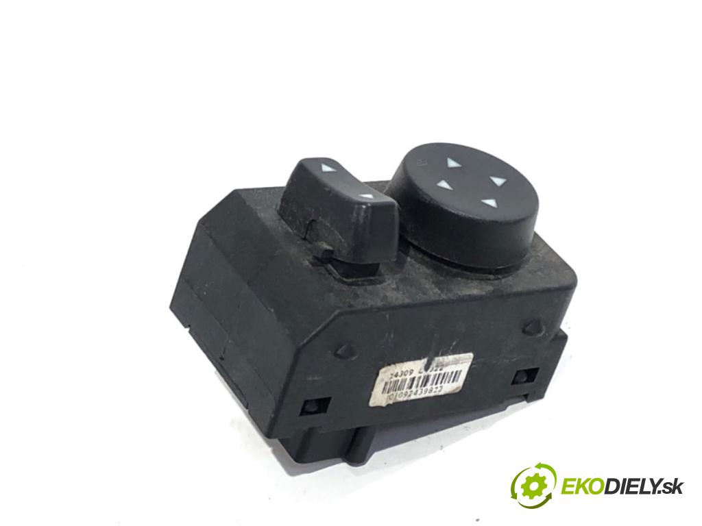 FIAT GRANDE PUNTO liftback 2009 57 kW 1.4 (199AXB11, 199AXB1A, 199BXB1A, 199AXL1A) 1368 Prepínač nastavenia spätných zrkadiel  (Prepínacie páčky pod volantom)