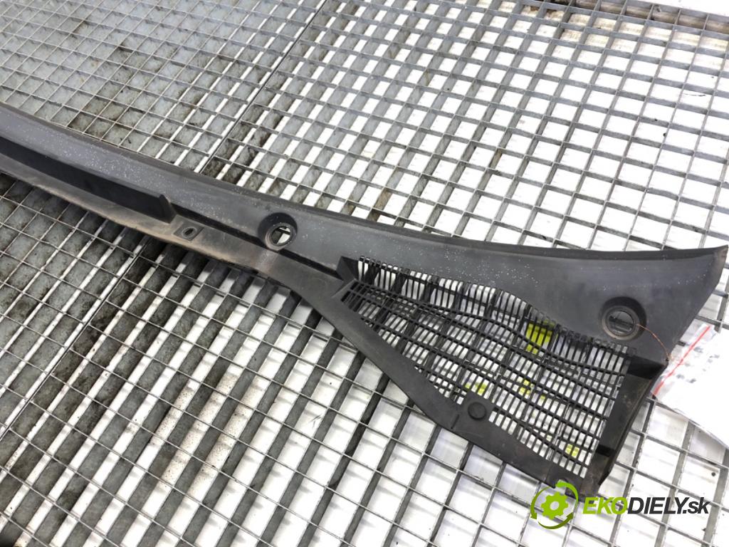 FIAT GRANDE PUNTO liftback 2009 57 kW 1.4 (199AXB11, 199AXB1A, 199BXB1A, 199AXL1A) 1368 Torpédo, plast pod čelné okno 51748698 (Torpédo (plast pod čelným sklom))