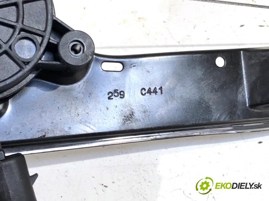 FIAT GRANDE PUNTO liftback 2009 57 kW 1.4 (199AXB11, 199AXB1A, 199BXB1A, 199AXL1A) 1368 mechanismus okna pravý přední část 51786729