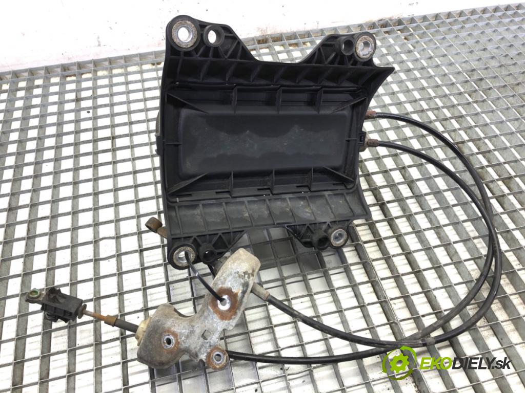 FIAT GRANDE PUNTO liftback 2009 57 kW 1.4 (199AXB11, 199AXB1A, 199BXB1A, 199AXL1A) 1368 kulisa 00553459140 (Řadicí páka (kulisa) )