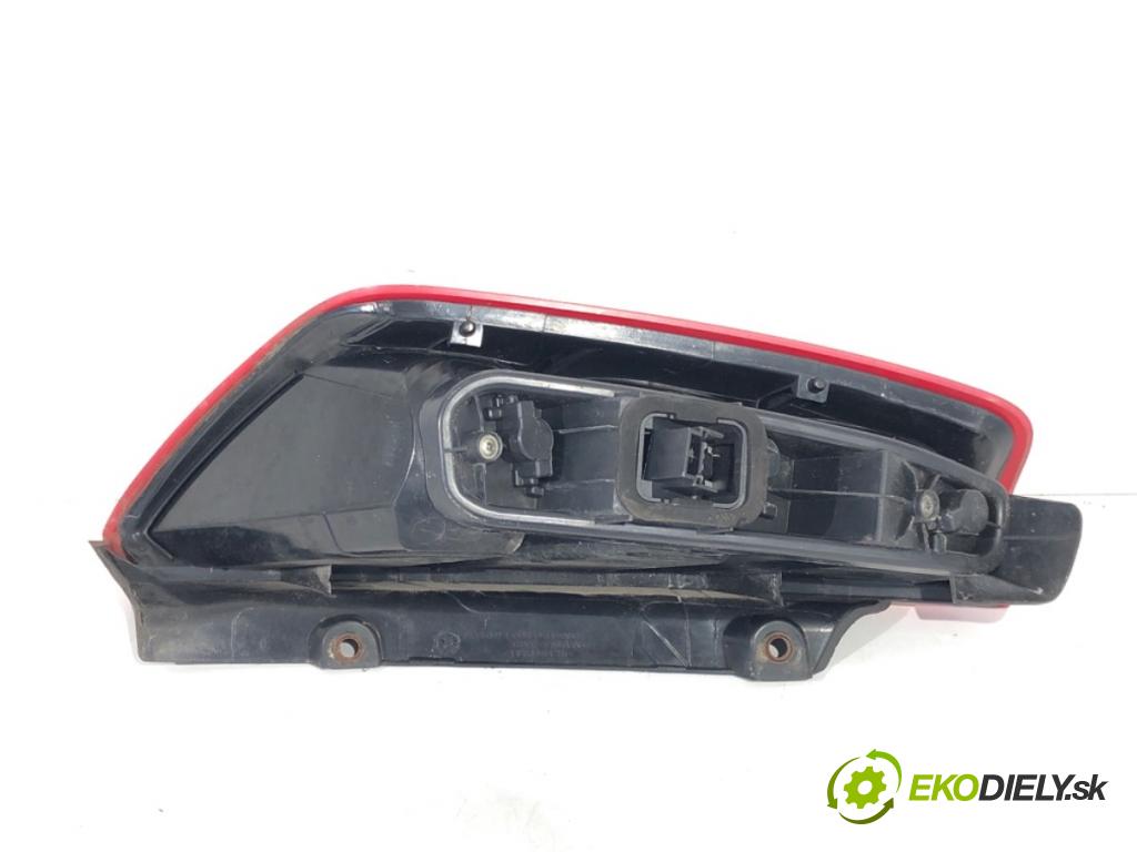 FIAT GRANDE PUNTO liftback 2009 57 kW 1.4 (199AXB11, 199AXB1A, 199BXB1A, 199AXL1A) 1368 světlo pravý zadní část
