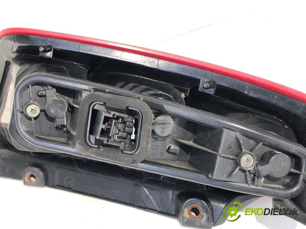 FIAT GRANDE PUNTO liftback 2009 57 kW 1.4 (199AXB11, 199AXB1A, 199BXB1A, 199AXL1A) 1368 světlo pravý zadní část