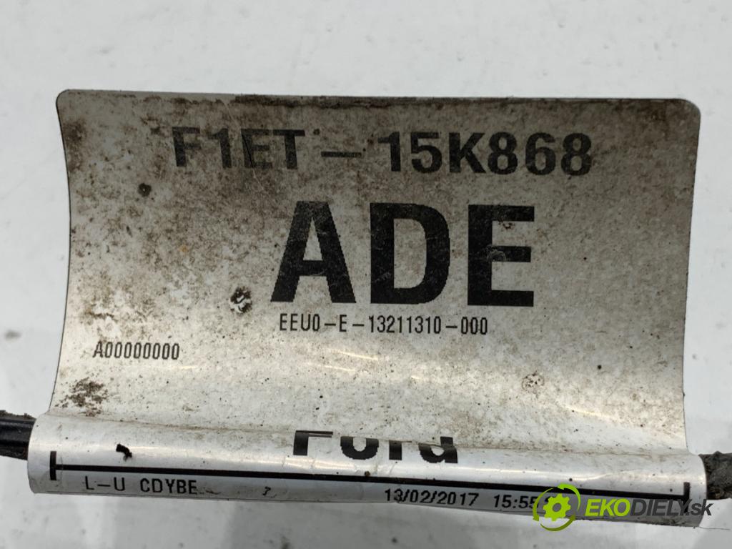 FORD FOCUS III liftback 2017 77 kW 1.6 Ti 1596 káblovačka PDC zadní část F1ET-15K868-ADE
