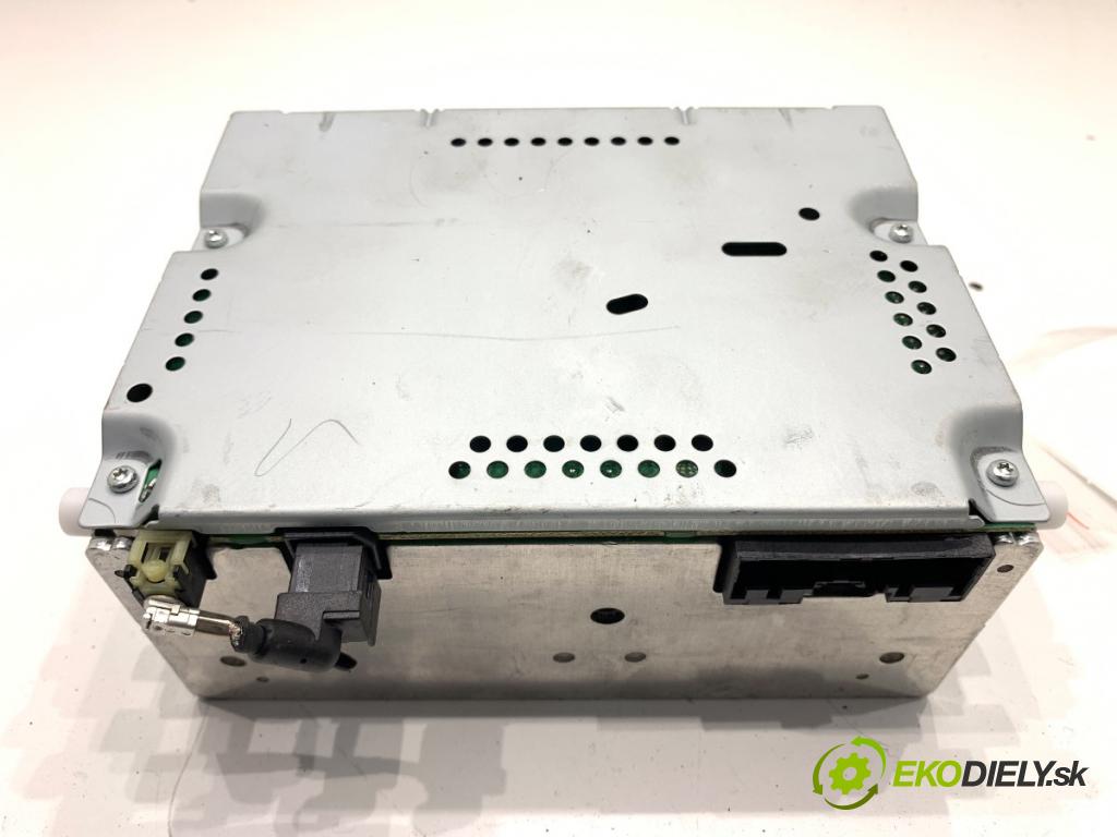 FORD FOCUS III liftback 2017 77 kW 1.6 Ti 1596 RADIO BM5T-18C815-DT (Audio zariadenie)