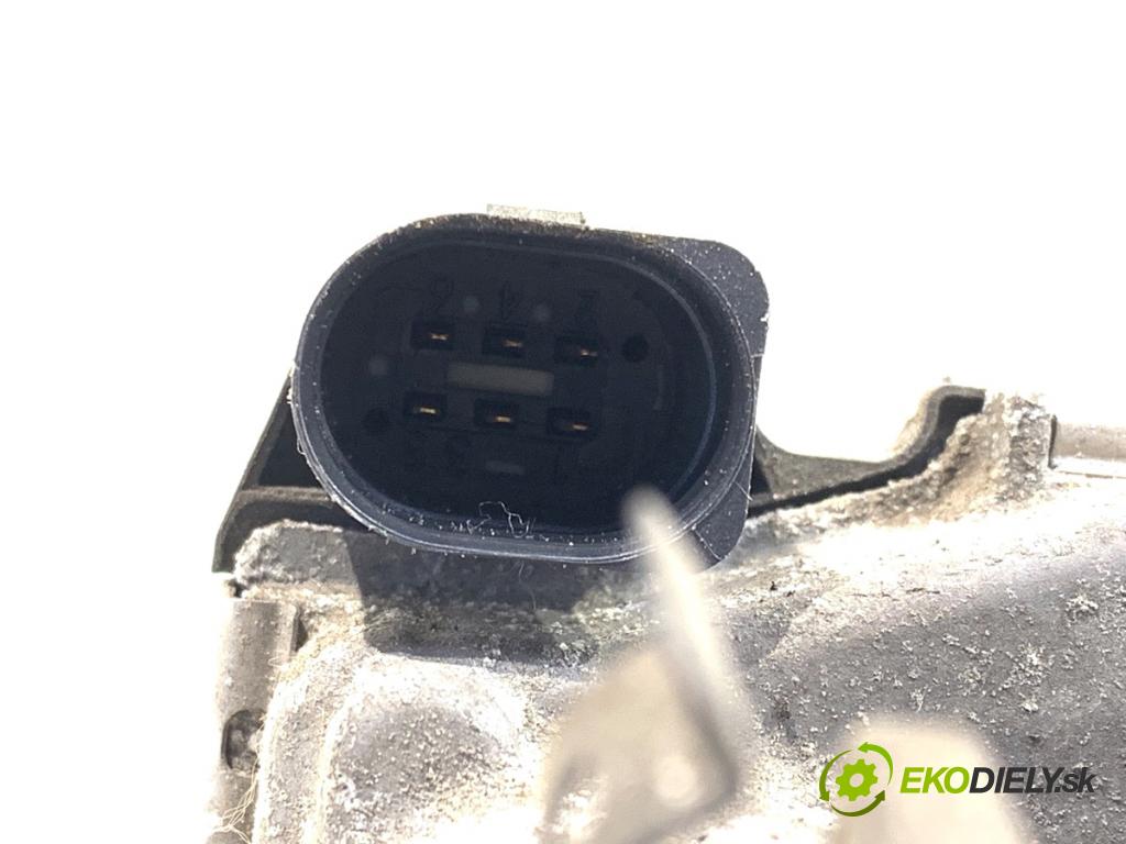 FORD FOCUS III liftback 2017 77 kW 1.6 Ti 1596 Škrtiaca klapka 7S7G-9F991-CA (Škrtiaca klapka)