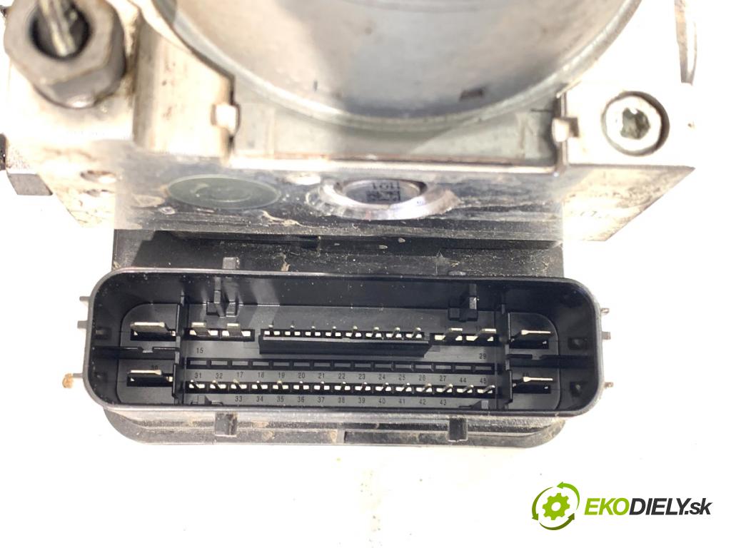 FORD FOCUS III liftback 2017 77 kW 1.6 Ti 1596 Pumpa ABS F1FC-2C405-AJ (Pumpa ABS)